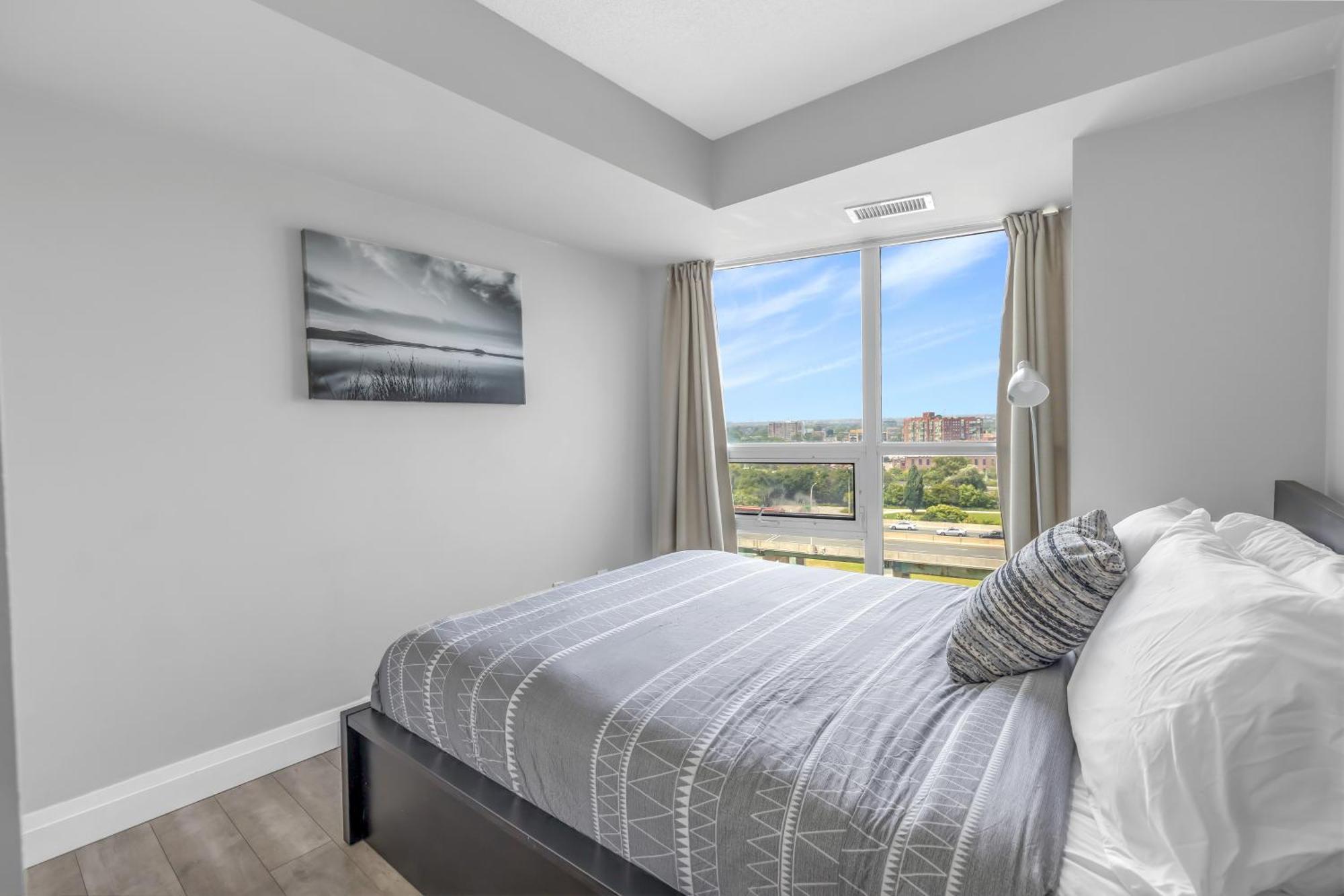 2 Bedroom Waterfront Condo Downtown W/ Free Parking Τορόντο Εξωτερικό φωτογραφία