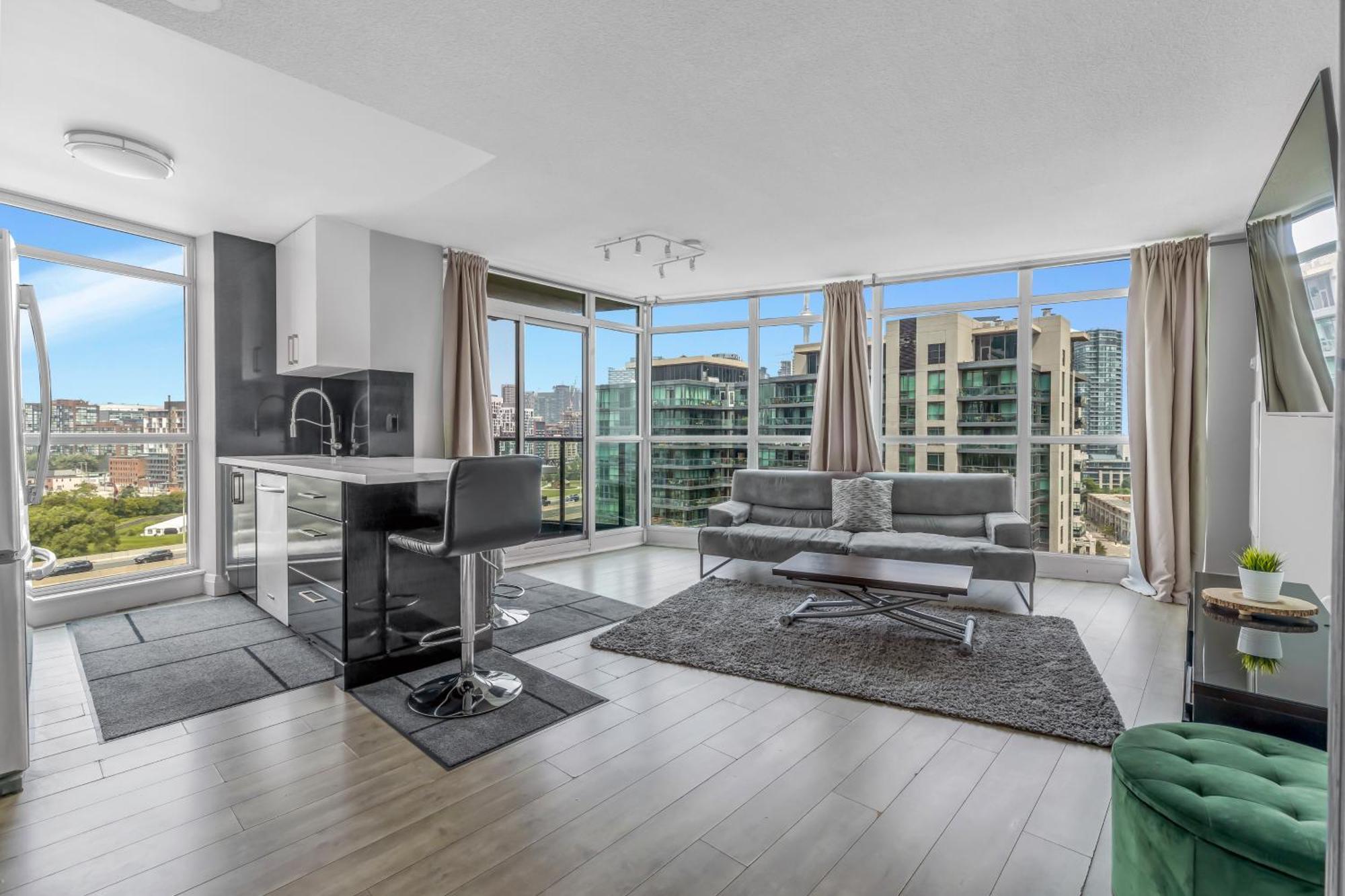 2 Bedroom Waterfront Condo Downtown W/ Free Parking Τορόντο Εξωτερικό φωτογραφία